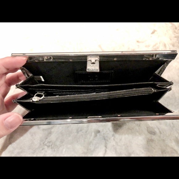 New York & Company Large Wallet/Clutch - Picture 4 of 5